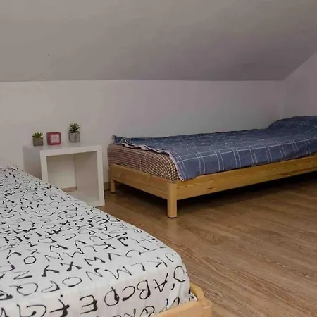 Apartament Lovely In Old With Parking
