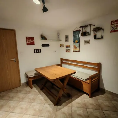Apartament Lovely In Old With Parking