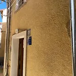 Lovely In Old With Parking