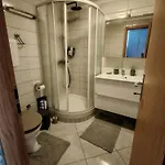 Apartament Lovely In Old With Parking